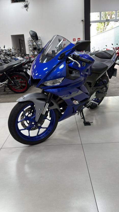 YAMAHA YZF R3 300 , Foto 5