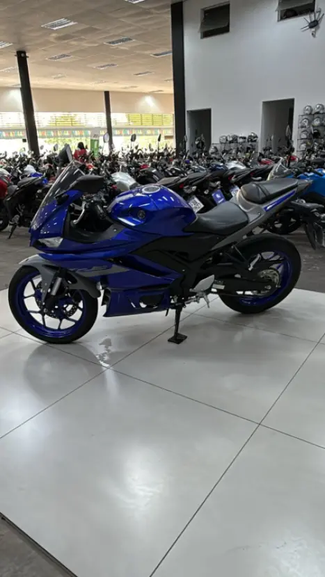 YAMAHA YZF R3 300 , Foto 6
