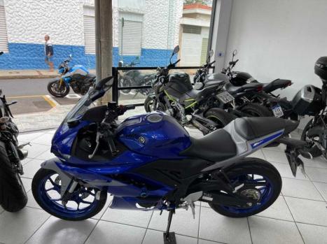 YAMAHA YZF R3 300 ABS, Foto 3