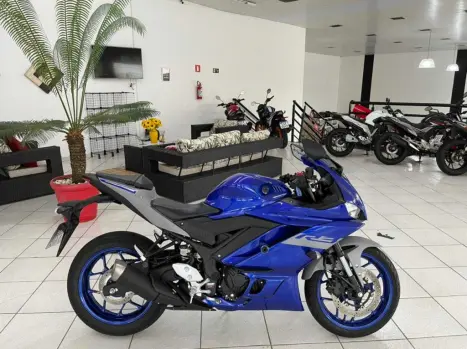 YAMAHA YZF R3 300 ABS, Foto 6