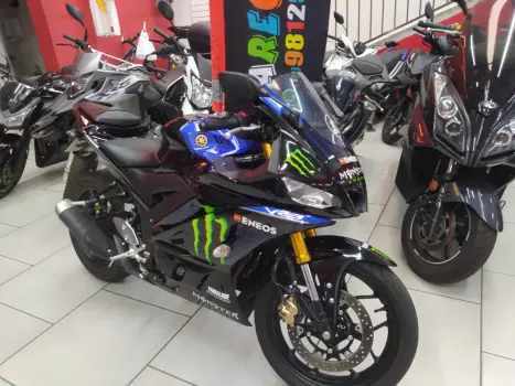 YAMAHA YZF R3 300 ABS, Foto 10