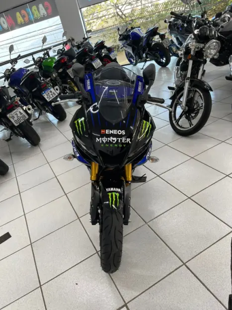 YAMAHA YZF R3 320 ABS, Foto 5