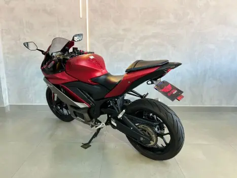 YAMAHA YZF R3 320 ABS, Foto 13