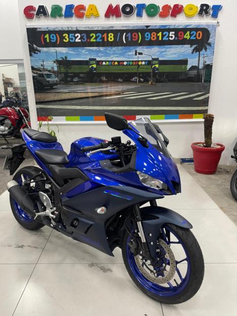YAMAHA YZF R3 320 ABS, Foto 2