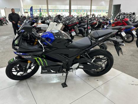YAMAHA YZF R3 320 ABS, Foto 8