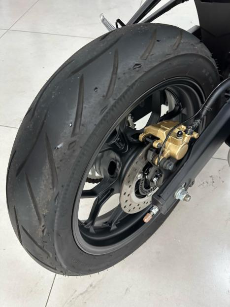 YAMAHA YZF R3 320 ABS, Foto 10