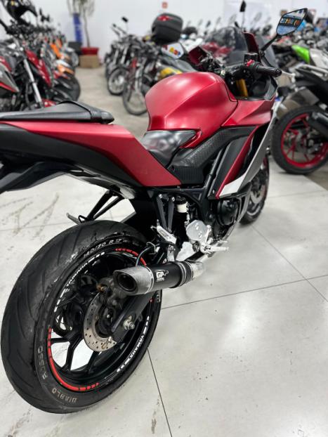 YAMAHA YZF R3 320 ABS, Foto 8