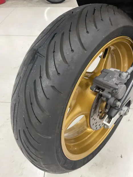 YAMAHA YZF R6 600 , Foto 3