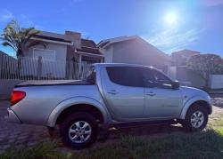 MITSUBISHI L 200 2.4 16V 4P HLS CABINE DUPLA FLEX 
