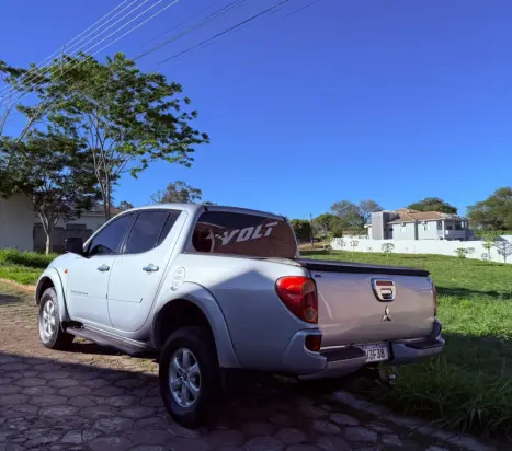MITSUBISHI L 200 2.4 16V 4P HLS CABINE DUPLA FLEX , Foto 6