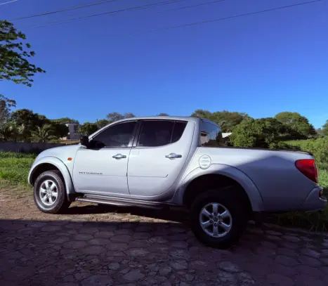 MITSUBISHI L 200 2.4 16V 4P HLS CABINE DUPLA FLEX , Foto 7