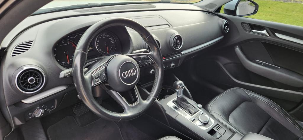 AUDI A3 Sedan - Foto