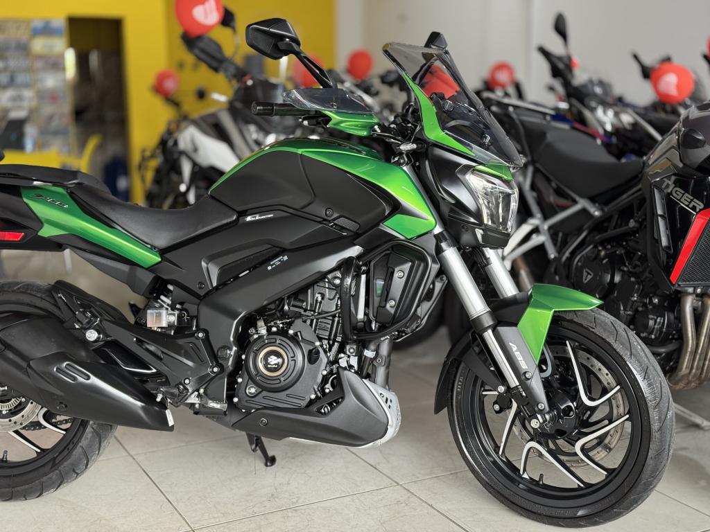 BAJAJ Dominar 400 - Foto