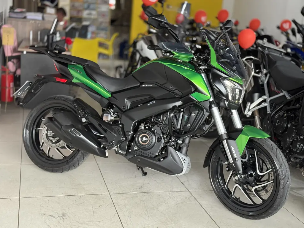 BAJAJ Dominar 400 - Foto