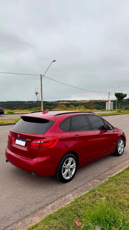 BMW 220I - Foto