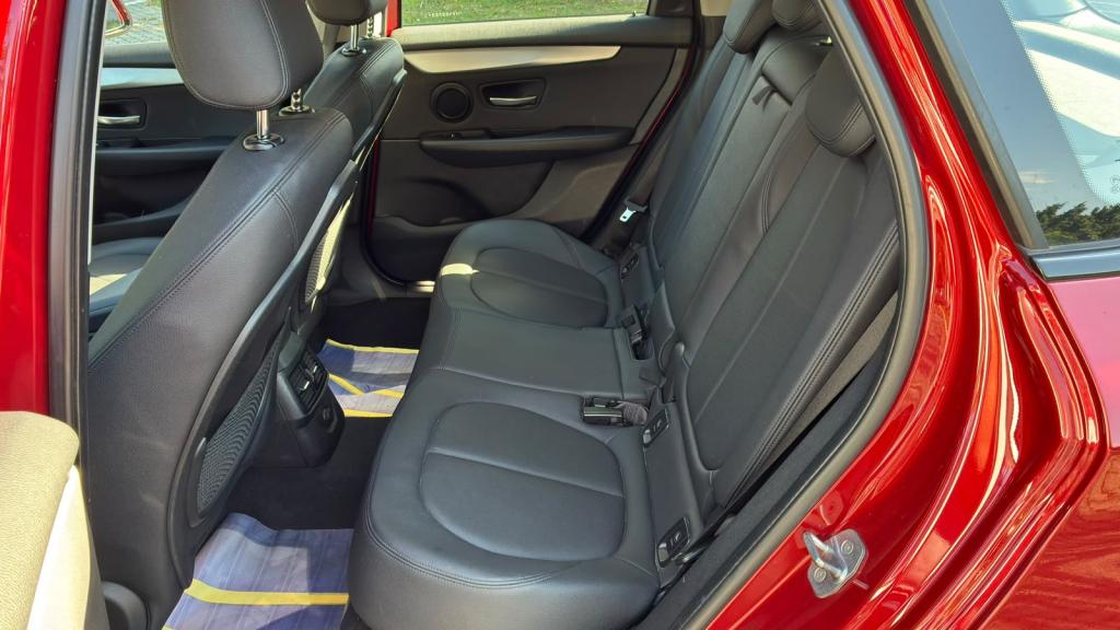 BMW 220I - Foto