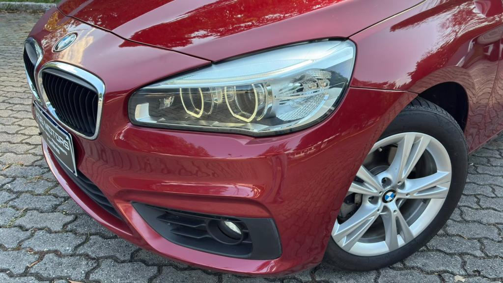 BMW 220I - Foto