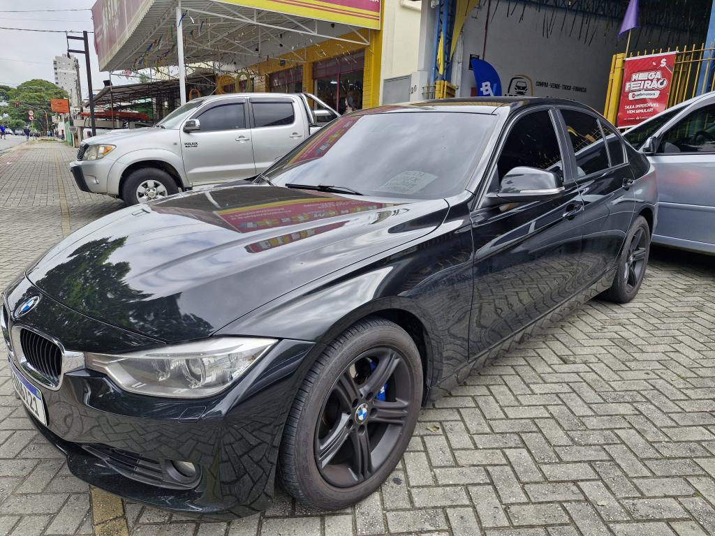 BMW 320I