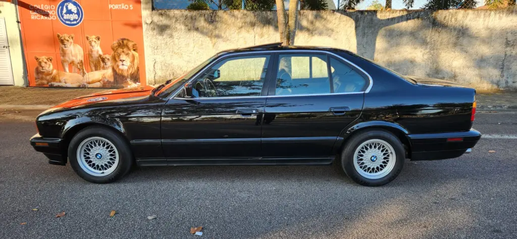 BMW 535I - Foto
