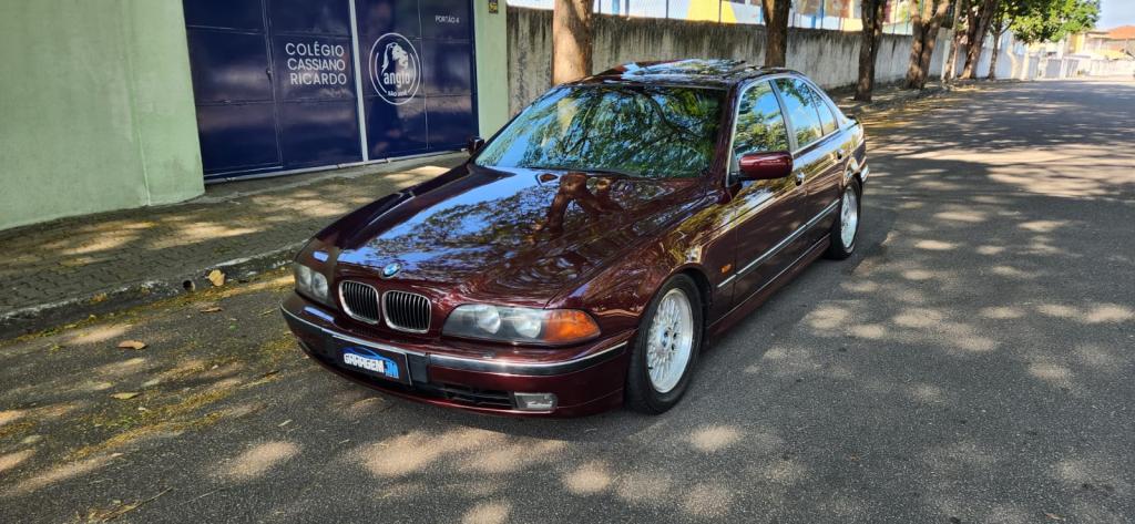 BMW 540I - Foto