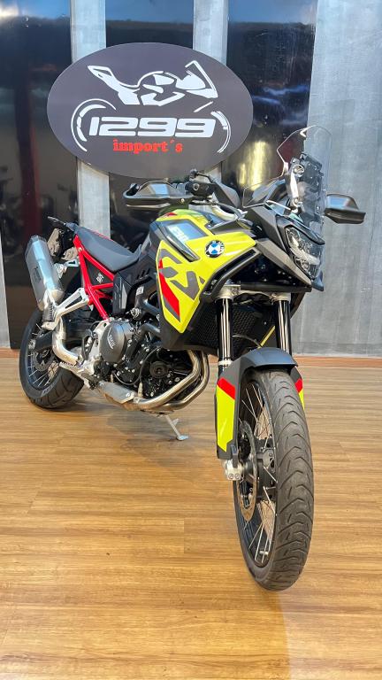 BMW F 900 GS - Foto