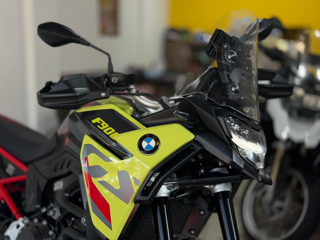 BMW F 900 GS - Foto