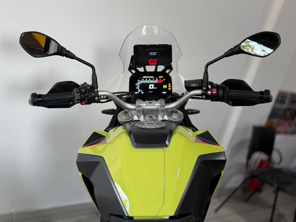 BMW F 900 GS - Foto