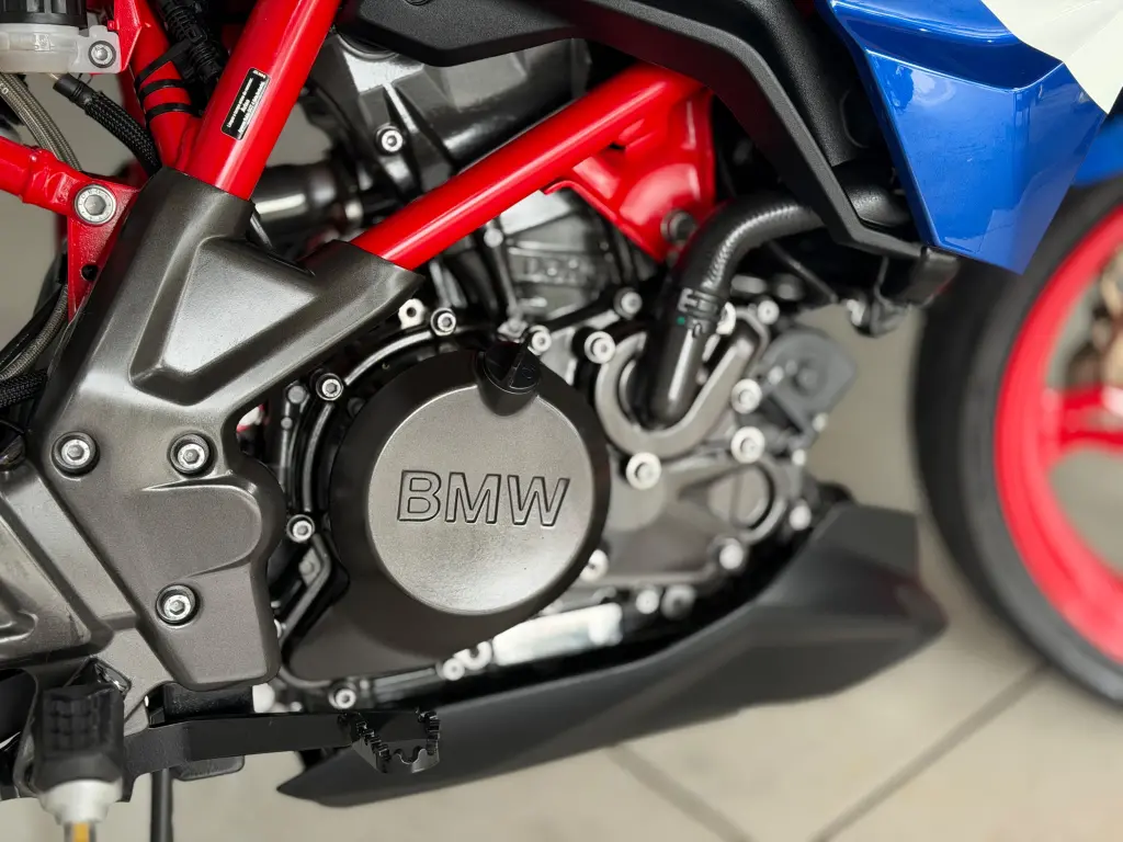 BMW G 310 R - Foto
