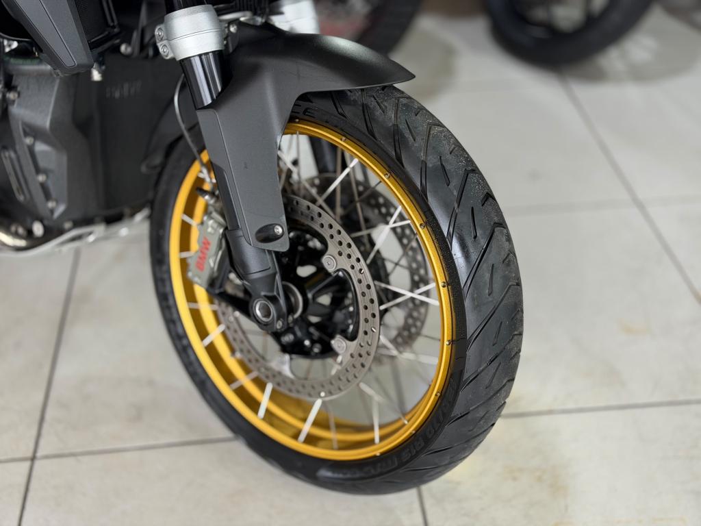 BMW R 1300 GS - Foto