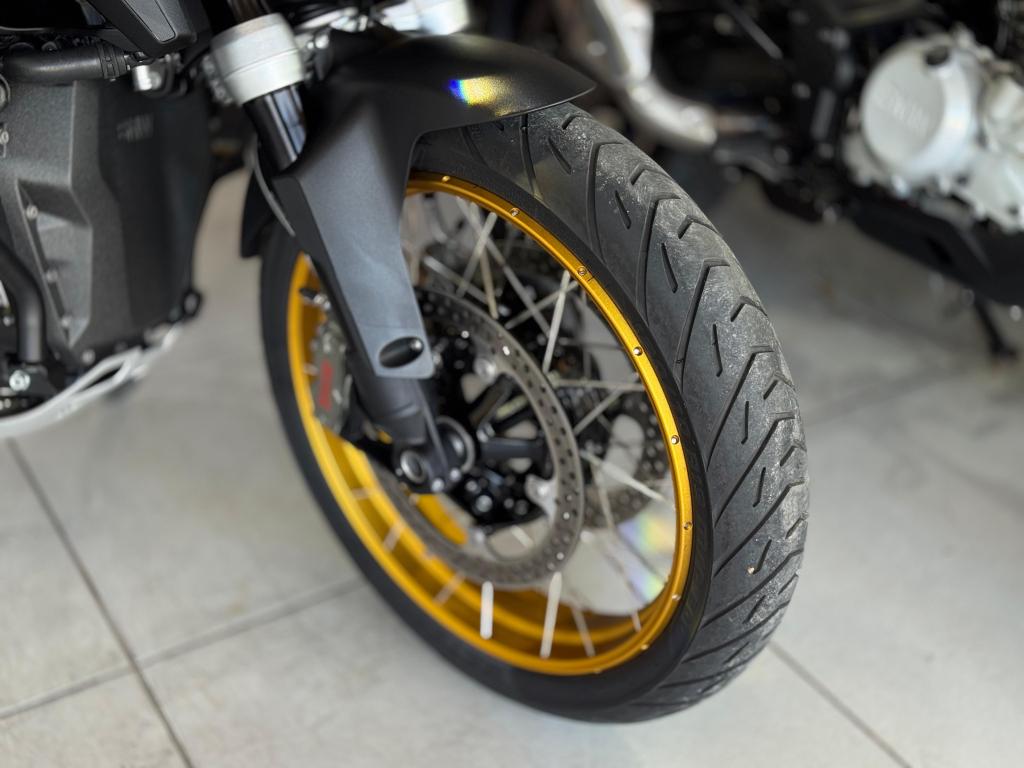 BMW R 1300 GS - Foto