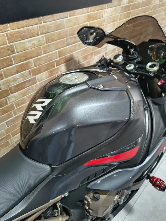 BMW S 1000 RR - Foto