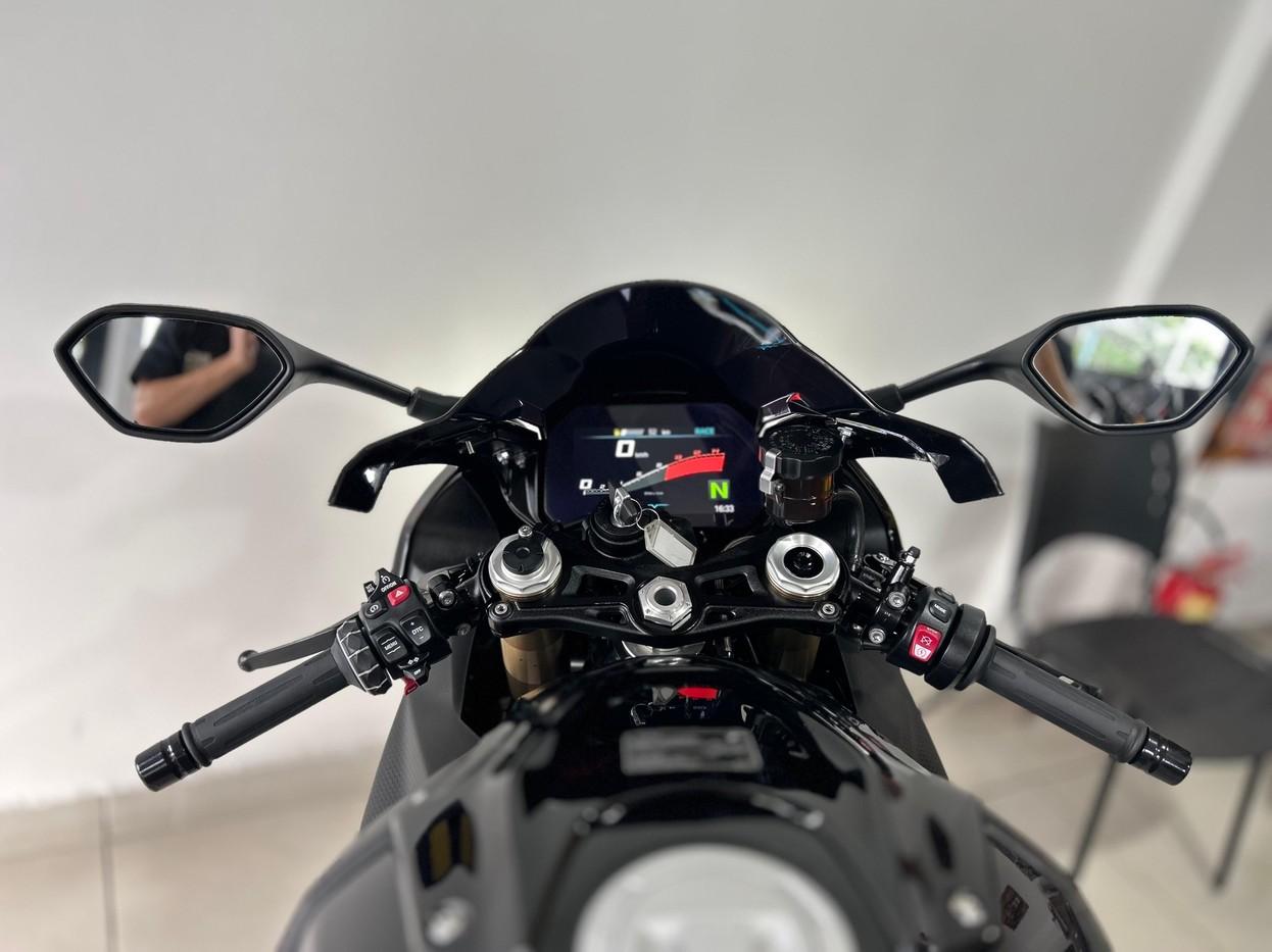 BMW S 1000 RR - Foto