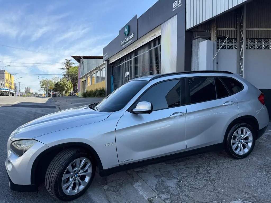 BMW X1 - Foto