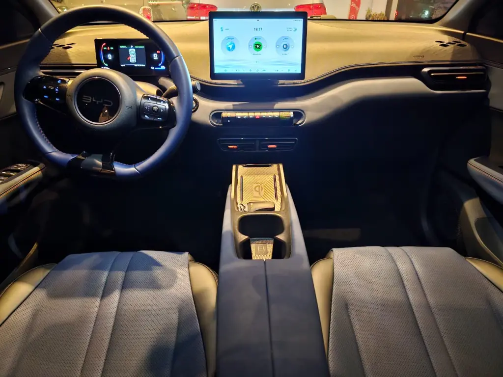 BYD Dolphin Mini - Foto