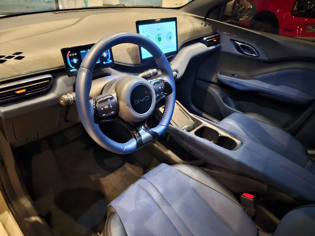 BYD Dolphin Mini - Foto