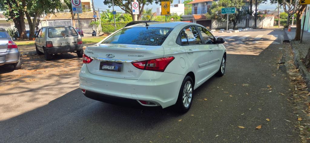CHERY Arrizo 5 - Foto