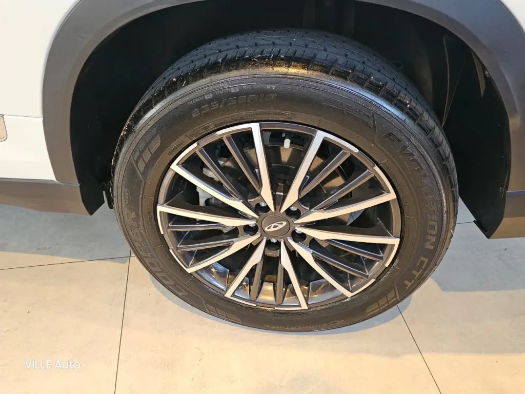 CHERY Tiggo 8 Pro - Foto