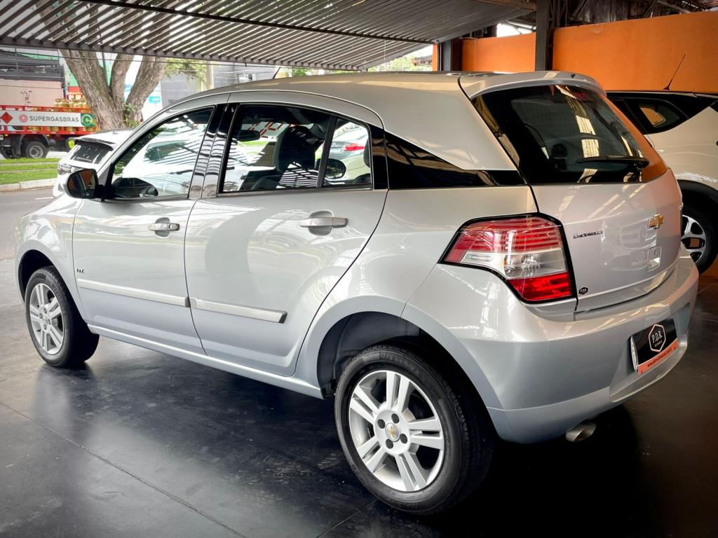 CHEVROLET Agile - Foto