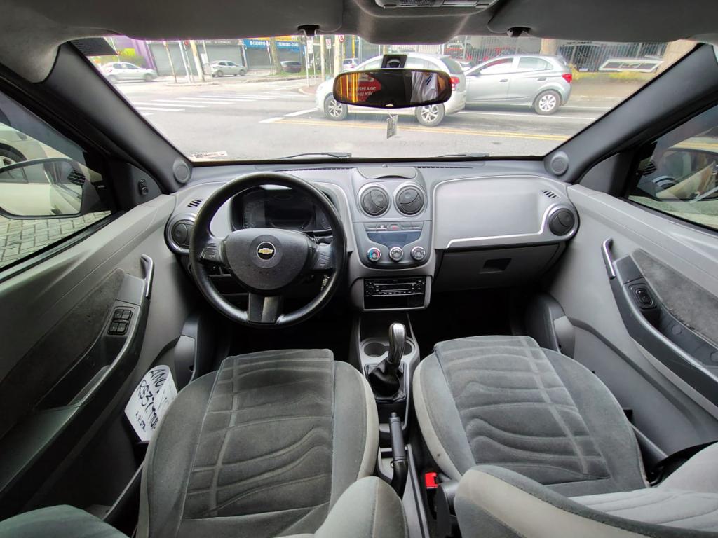 CHEVROLET Agile - Foto