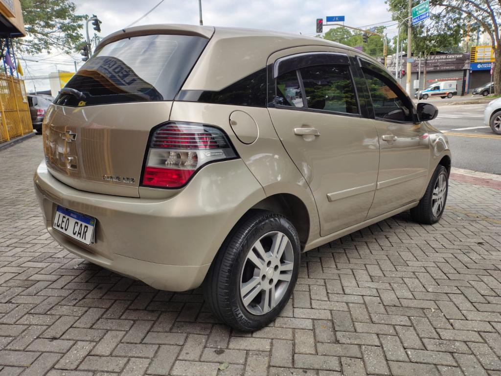 CHEVROLET Agile - Foto