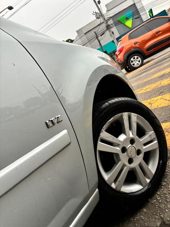 CHEVROLET Agile - Foto