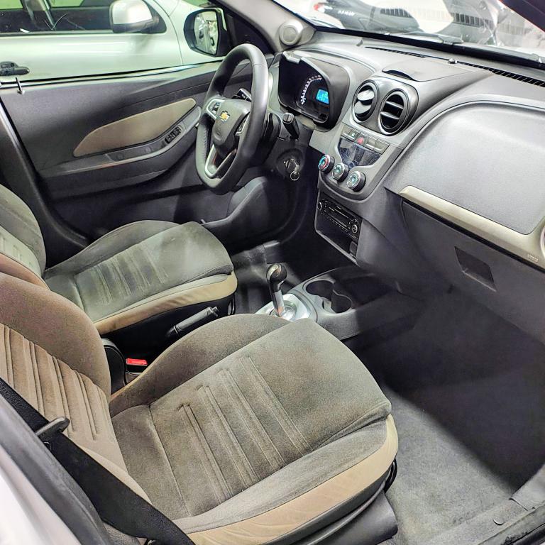 CHEVROLET Agile - Foto
