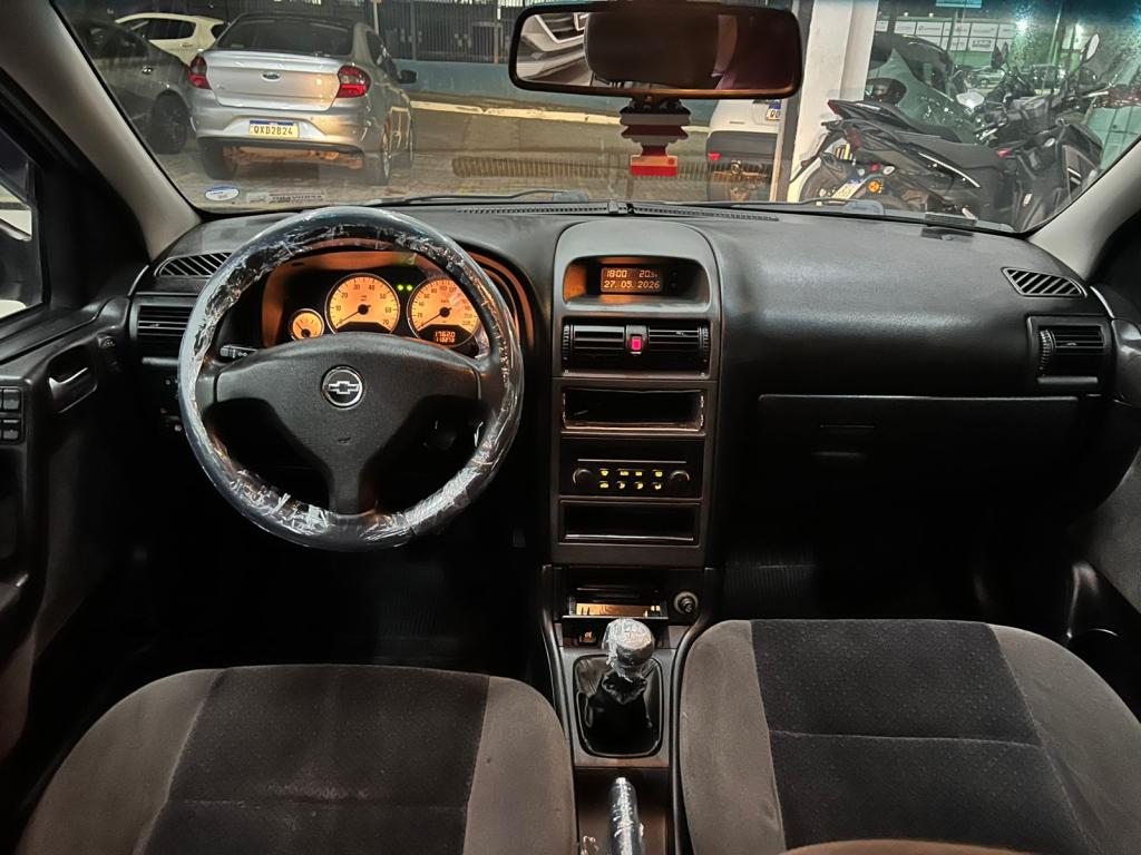 CHEVROLET Astra Hatch - Foto