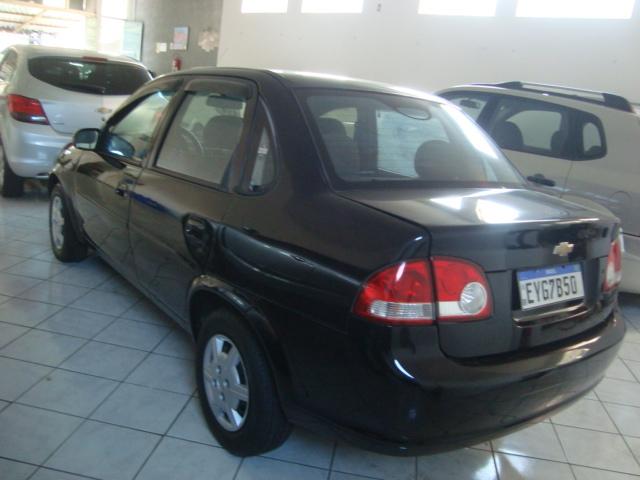 CHEVROLET Classic Sedan - Foto