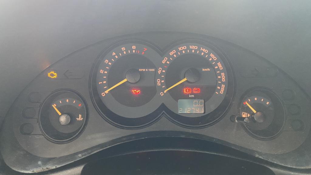 CHEVROLET Classic Sedan - Foto