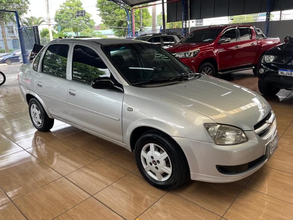 CHEVROLET Classic Sedan - Foto