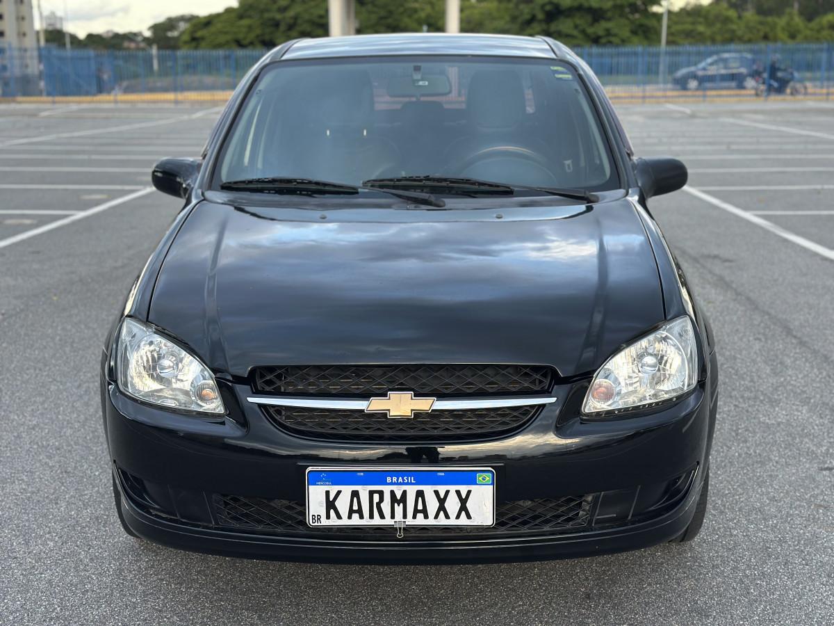 CHEVROLET Classic Sedan - Foto