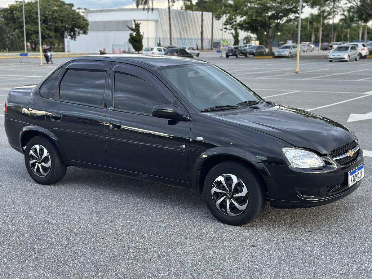 CHEVROLET Classic Sedan - Foto