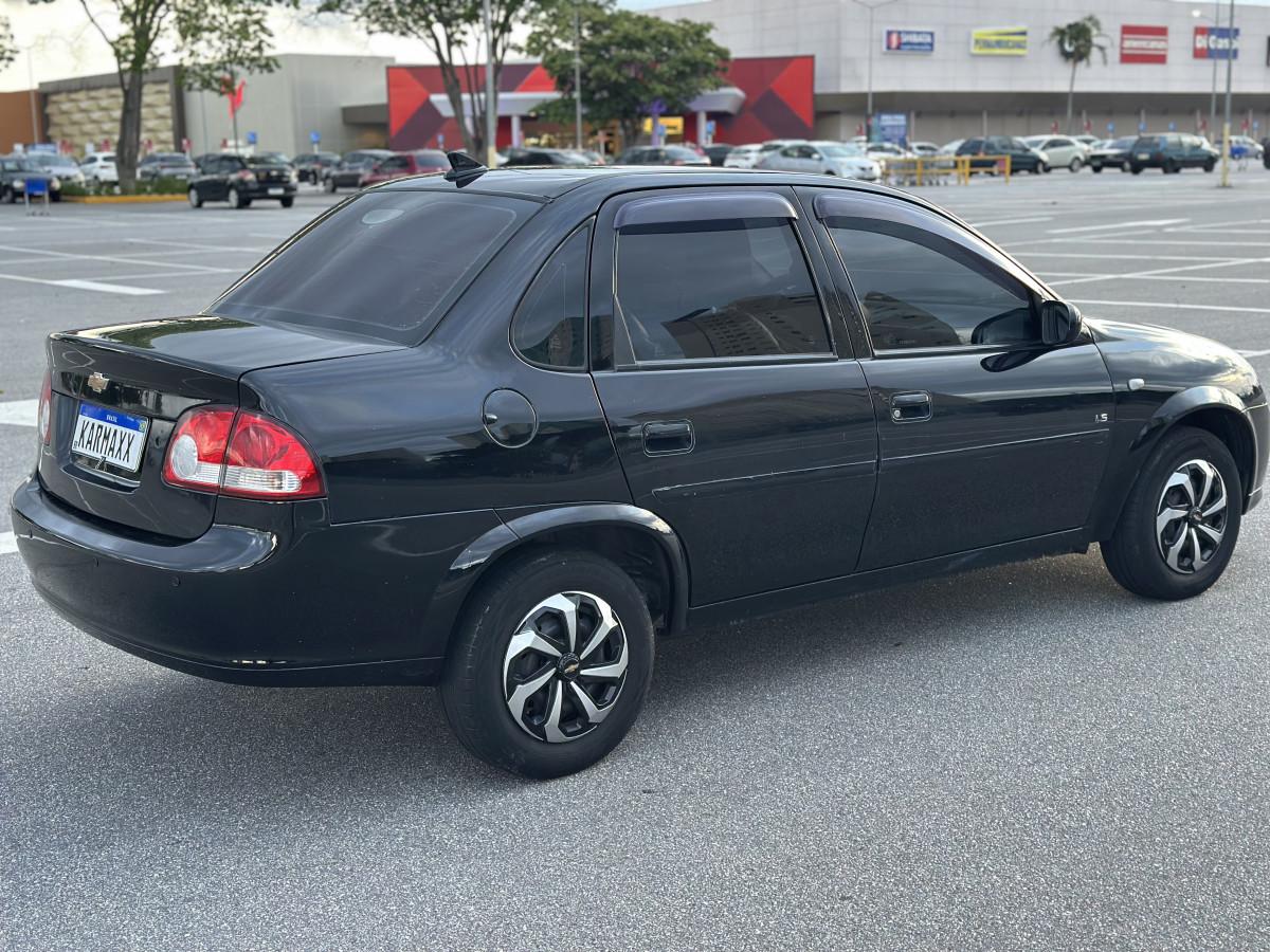CHEVROLET Classic Sedan - Foto