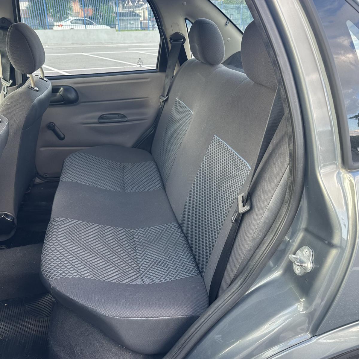 CHEVROLET Classic Sedan - Foto